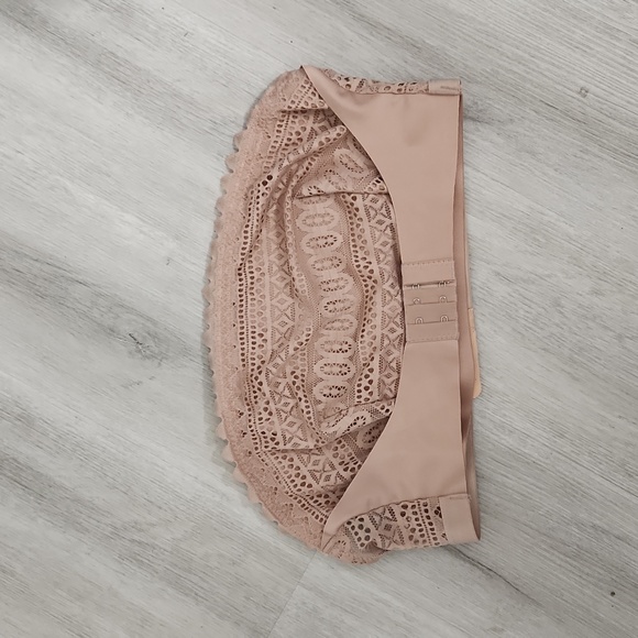 Women's Plus Size Bra - Picture 1 of 5